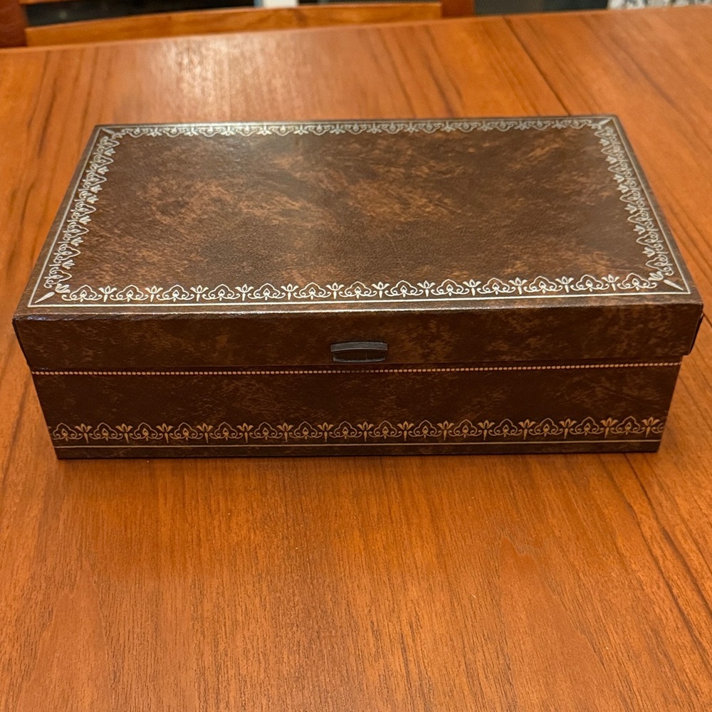 Mid Century vintage jewelry box